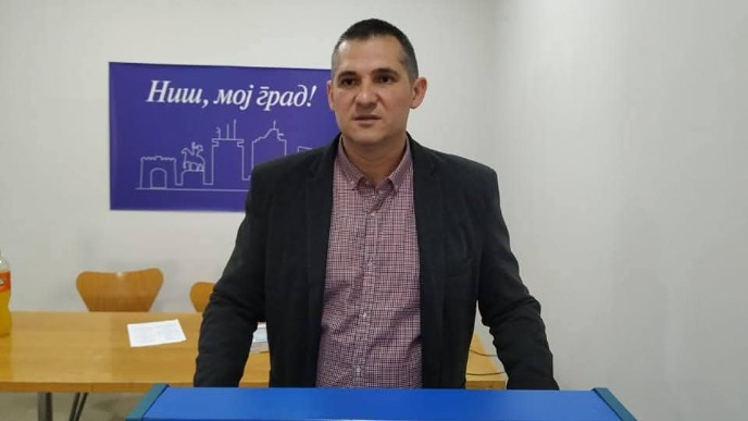 Vlast ne radi za građane